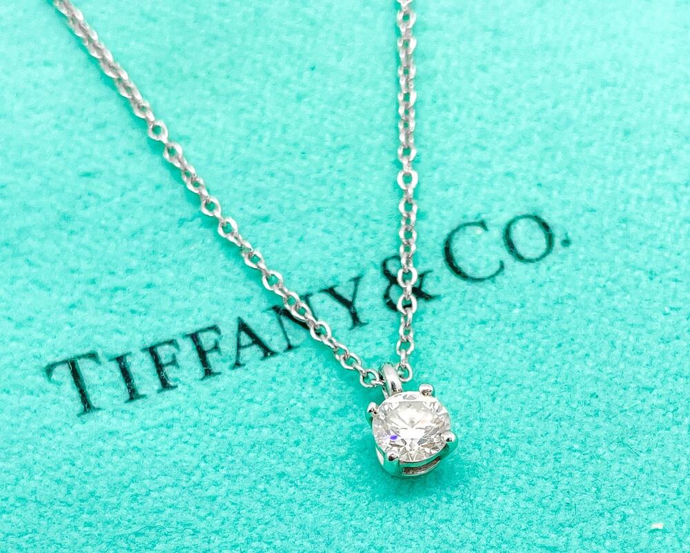 Tiffany & Co. Platinum Solitaire 0.25ct Diamond Pendant Necklace 16"